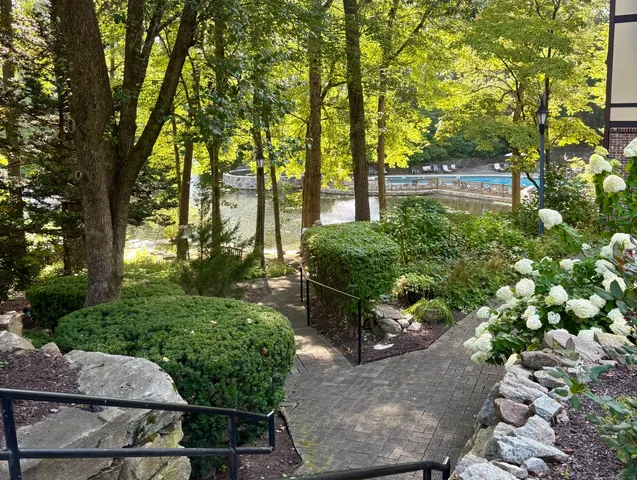 $465,000 | 50 Aiken Street, Unit 382, Norwalk, CT 06851