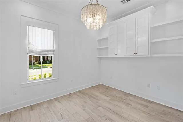 $739,900 | 5839 Lakeview Lane, Lake Charles, LA 70605