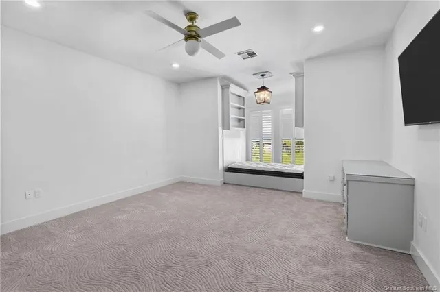 $739,900 | 5839 Lakeview Lane, Lake Charles, LA 70605