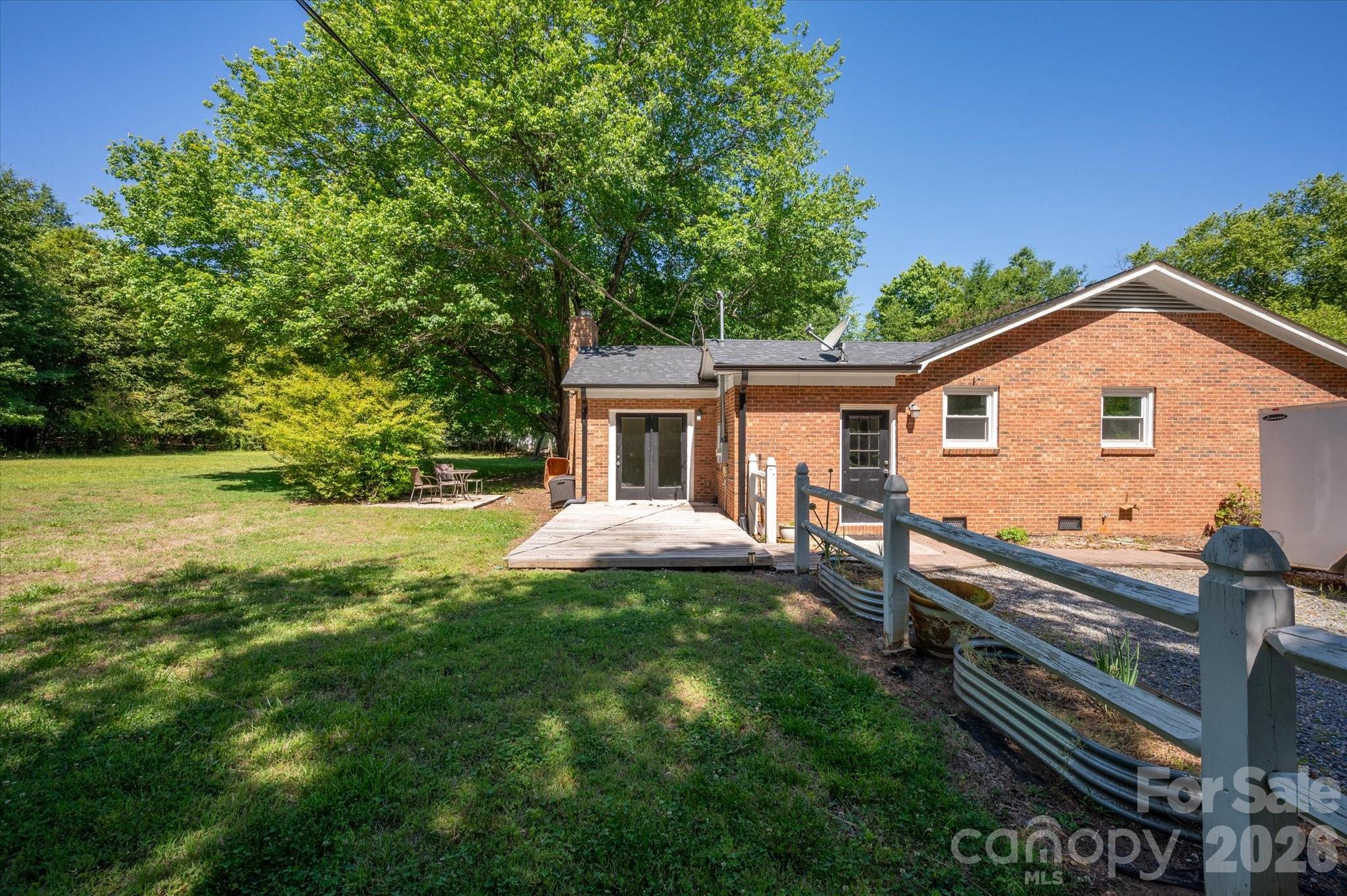 2645 Walker Road Matthews, NC 28105 - Photo 33 of 41
