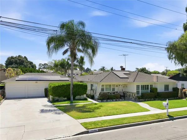 $1,225,000 | 17038 California, Bellflower, CA 90706