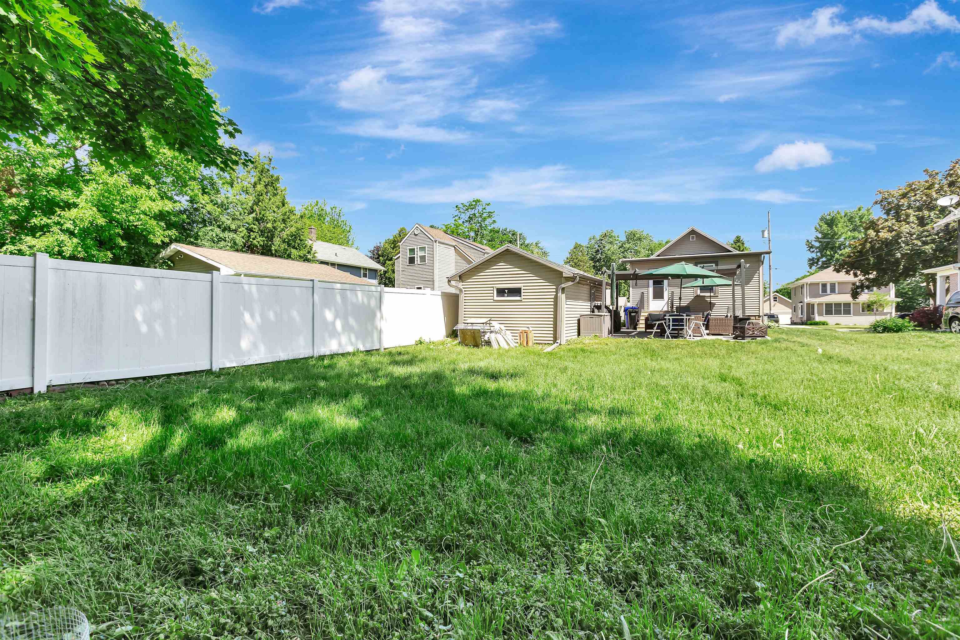 707 East Randall Street Appleton, WI 54911 - Photo 7 of 20