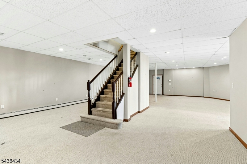 10 Red Robin Way Flemington, NJ 08822 - Photo 37 of 49