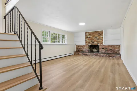 $449,900 | 29 Raven Wood Road, North Stonington, CT 06359