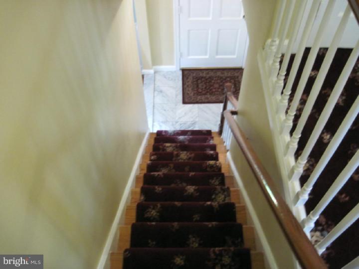 517 Paddock Road Havertown, PA 19083 - Photo 14 of 25 Hallway