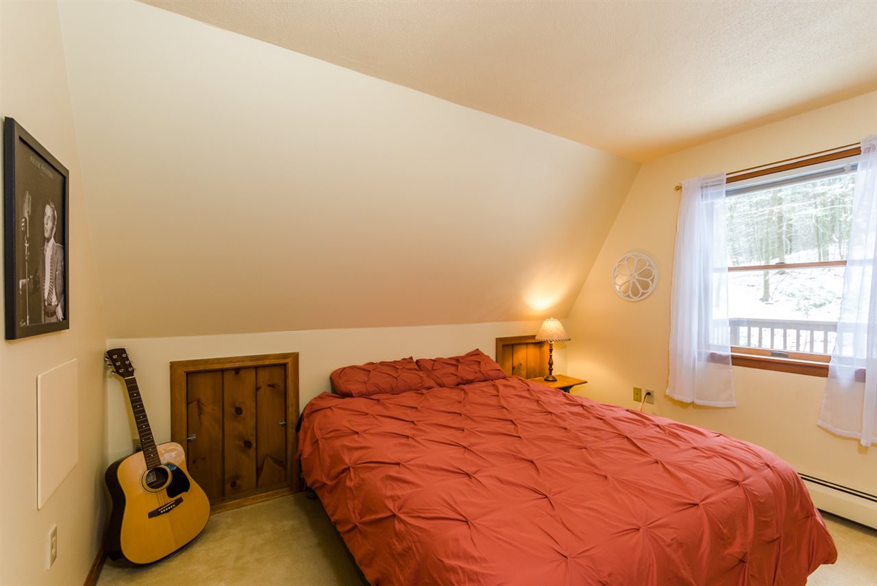 238 Normand Road Goffstown, NH 03045 - Photo 14 of 38