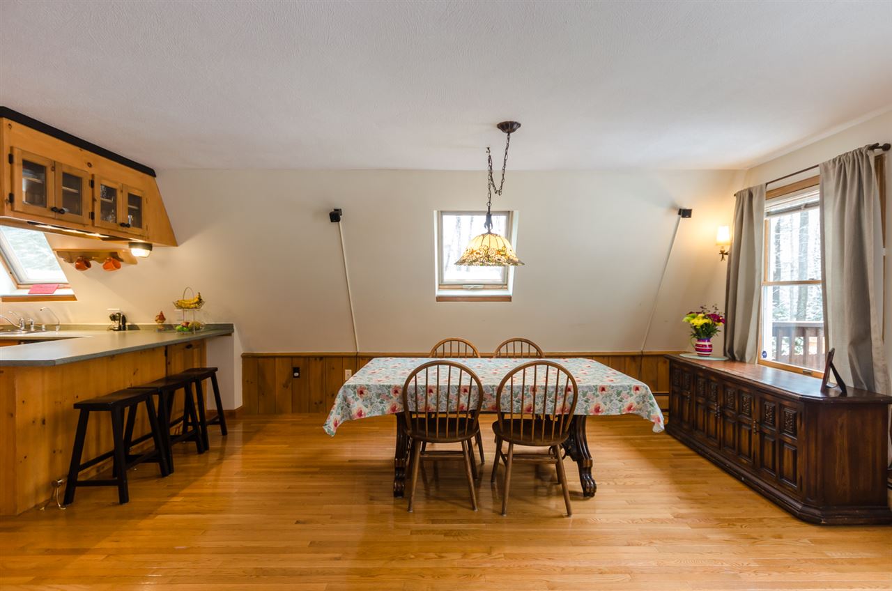 238 Normand Road Goffstown, NH 03045 - Photo 5 of 38