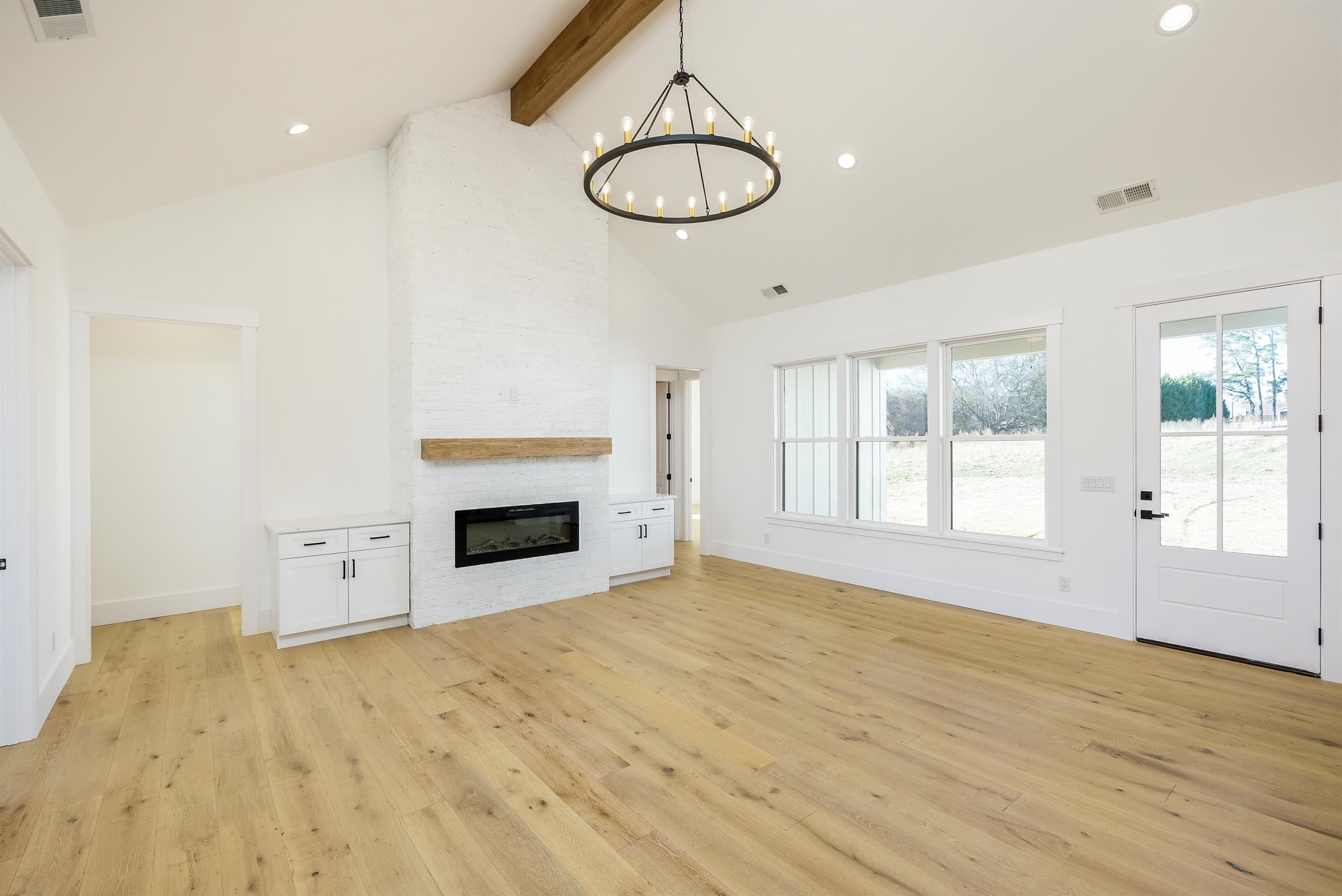 98 Edwards Store Road Lyman, SC 29365 - Photo 2 of 36 Living Room
