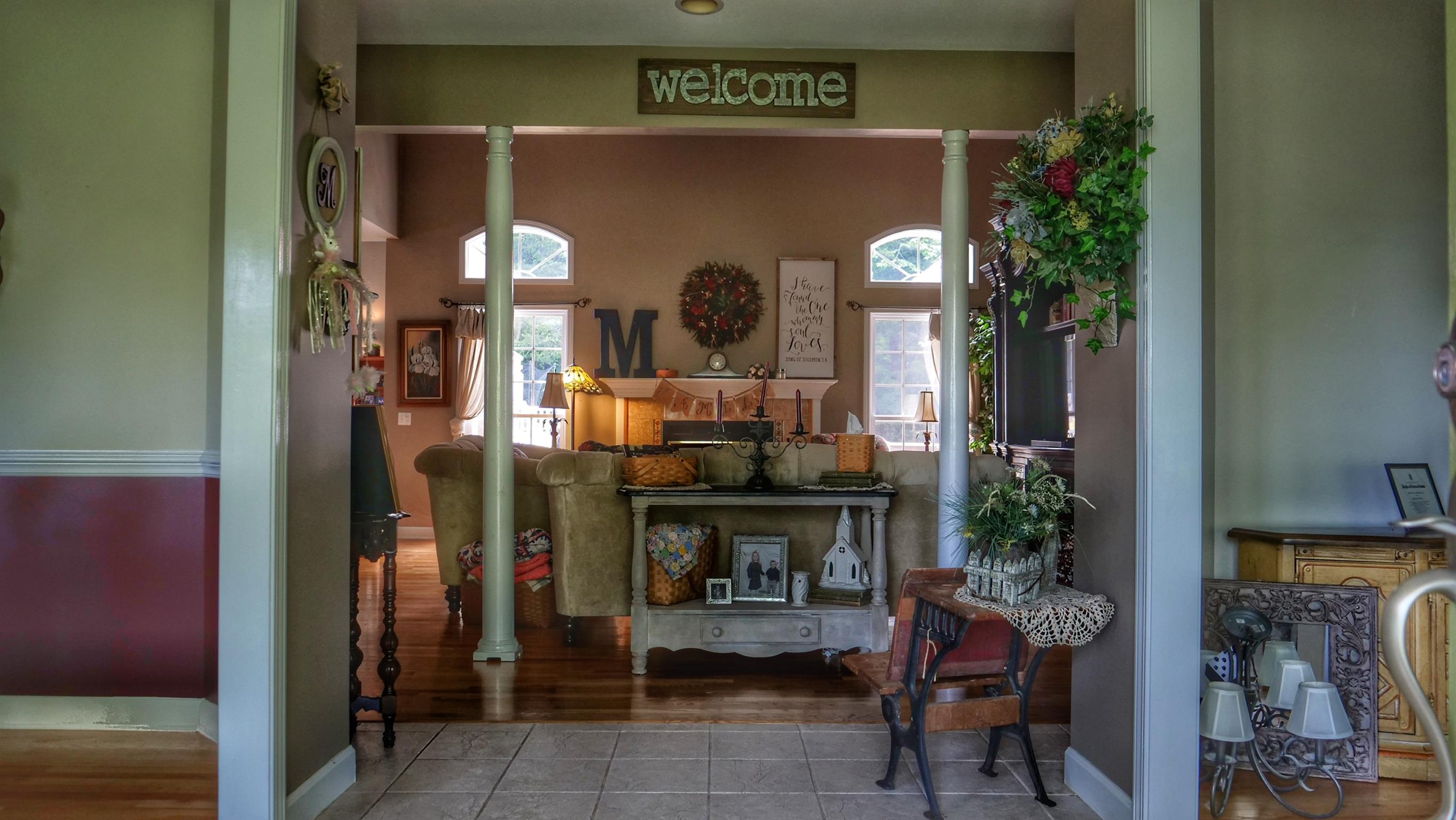 574 Chessor Road Centerville, TN 37033 - Photo 8 of 30 Tile in entry way