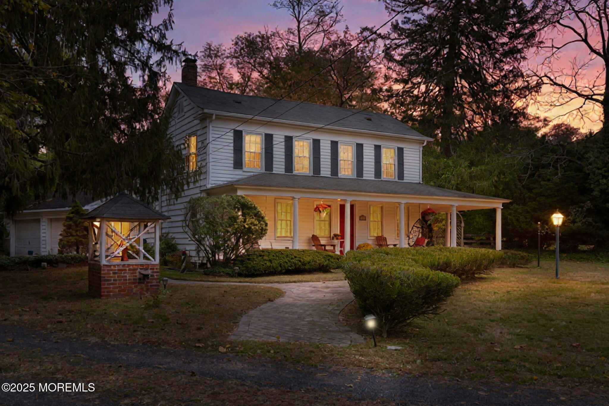 139 Monmouth Avenue Atlantic Highlands, NJ 07716 - Photo 3 of 40 a front view of a house with garden