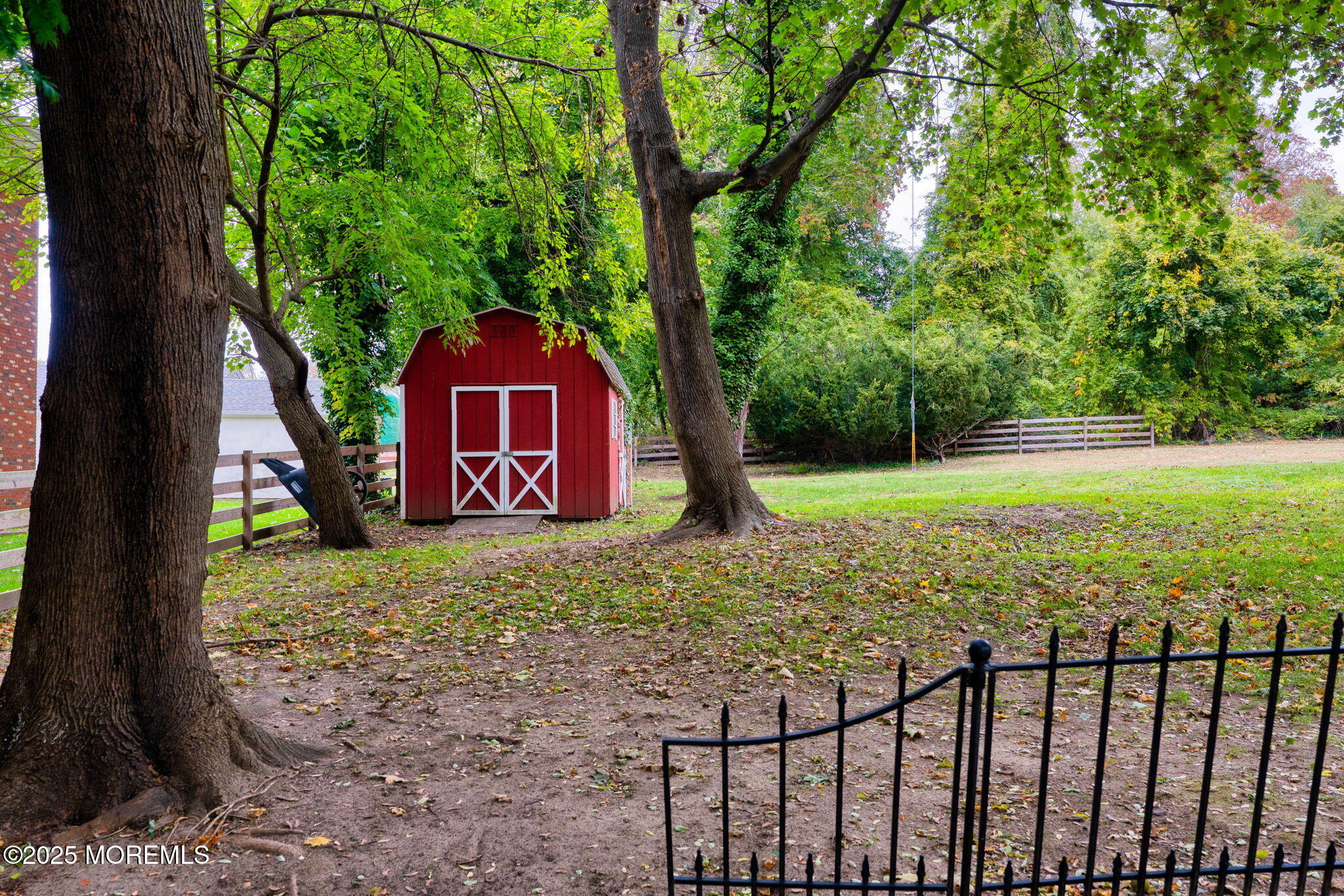 139 Monmouth Avenue Atlantic Highlands, NJ 07716 - Photo 36 of 40 a view of a yard with a tree
