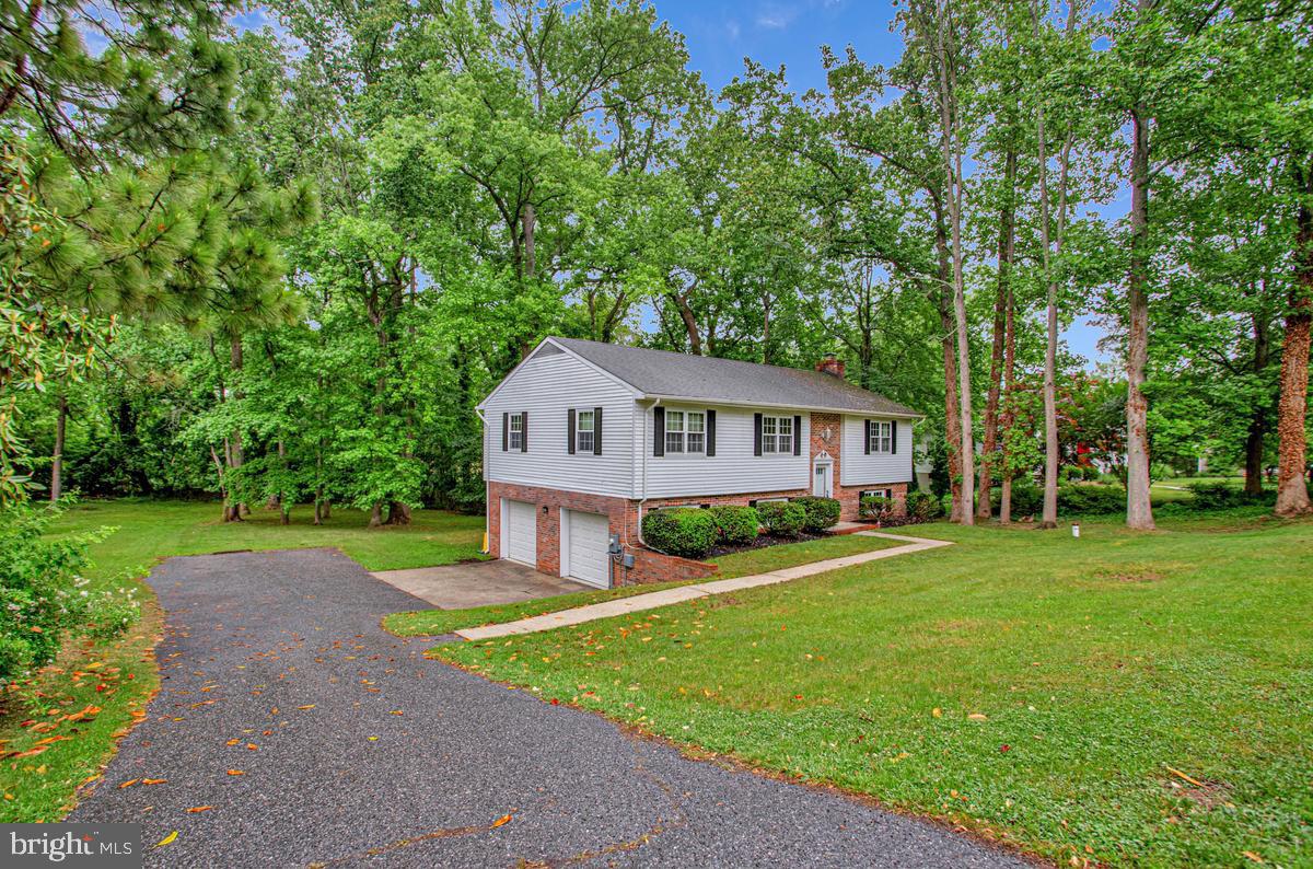 607 Ridge Drive Annapolis, MD 21403 - Photo 3 of 30