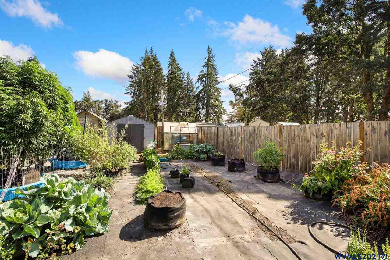 12264 Brick Road Southeast Turner, OR 97392 - Photo 32 of 41