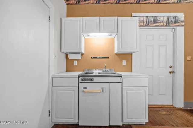 $295,000 | 3298 Yankee Hall Road, Greenville, NC 27834