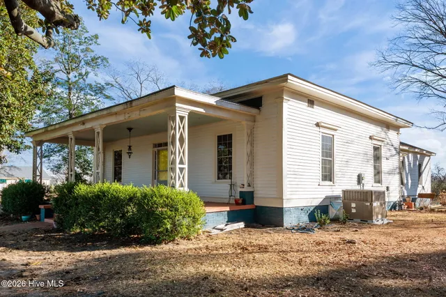 $295,000 | 3298 Yankee Hall Road, Greenville, NC 27834