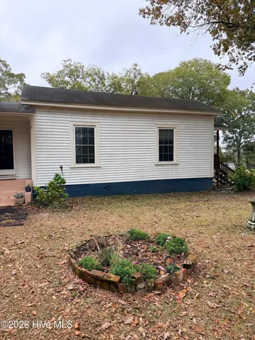 $295,000 | 3298 Yankee Hall Road, Greenville, NC 27834