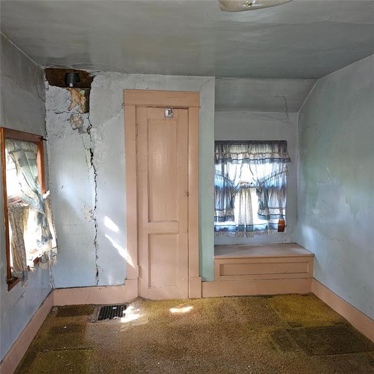 1536 Marshall Road Monaca, PA 15061 - Photo 14 of 20