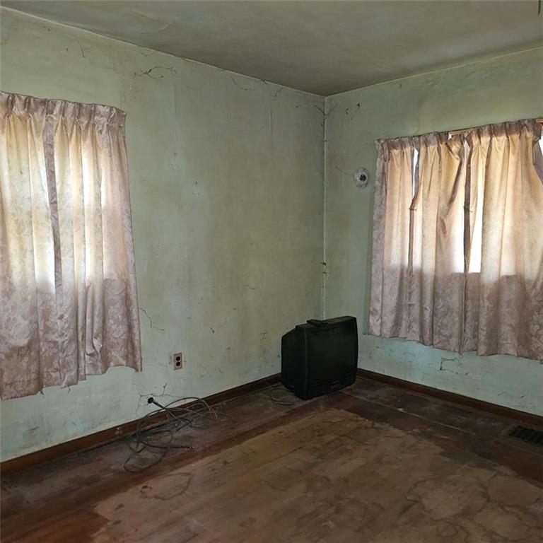 1536 Marshall Road Monaca, PA 15061 - Photo 18 of 20