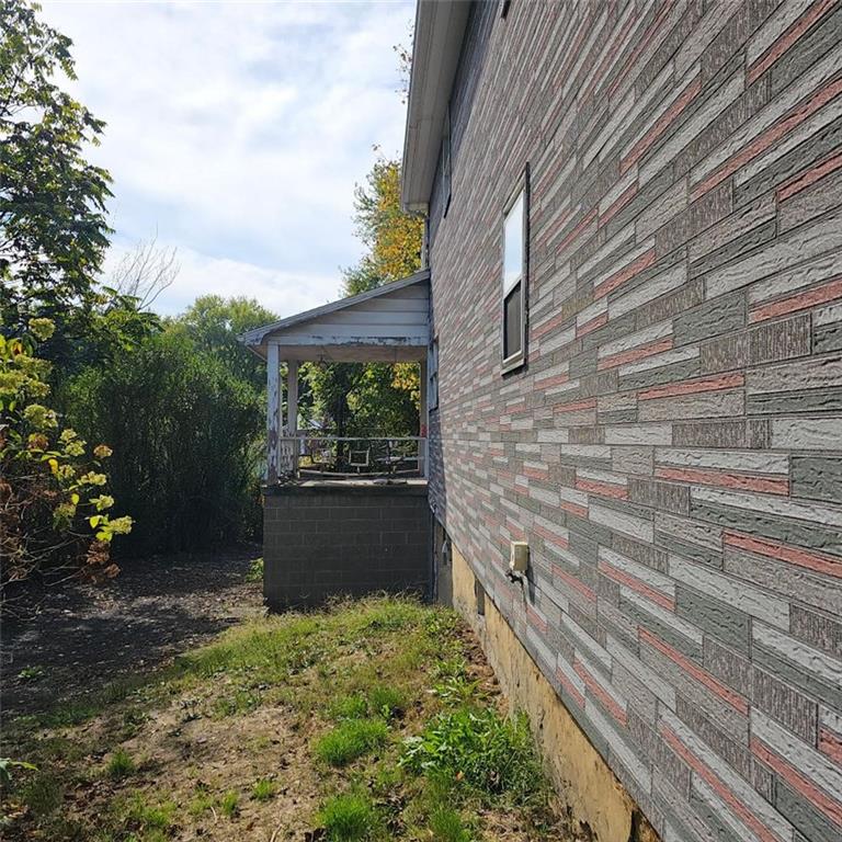 1536 Marshall Road Monaca, PA 15061 - Photo 4 of 20