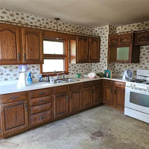 $125,000 | 1536 Marshall Road, Monaca, PA 15061