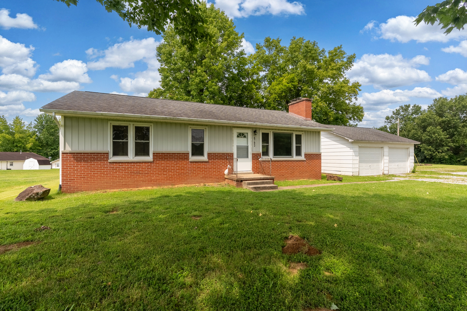 6793 Giant City Road Carbondale, IL 62902 - Photo 2 of 27 Gallery Image 2
