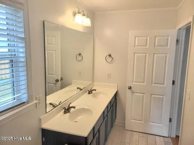 $1,800 | 1003 Summerfield Court, Jacksonville, NC 28546