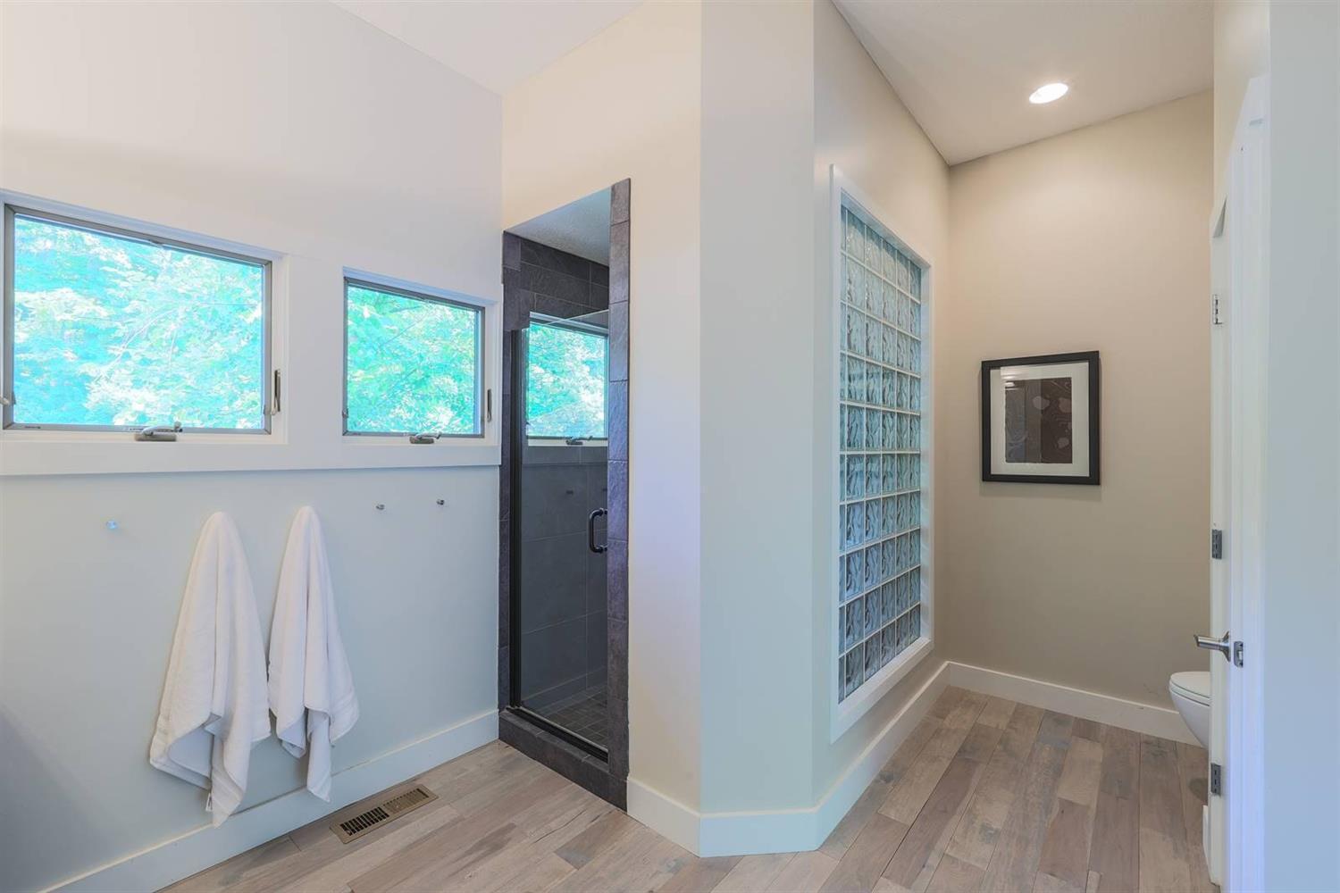 942 Golden Path Cincinnati, OH 45245 - Photo 19 of 50
