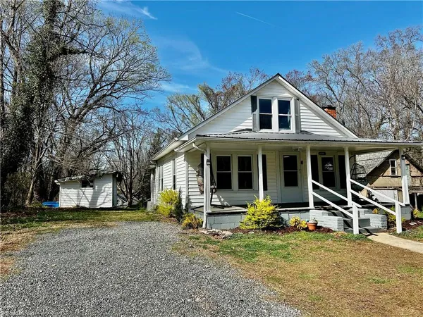 $172,500 | 1408 Essex Place Southwest, Lenoir, NC 28645