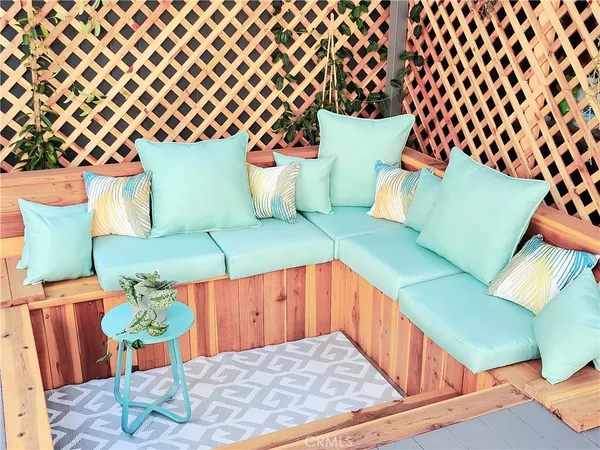 $5,850 | 2353 Beach Avenue, Venice, CA 90291