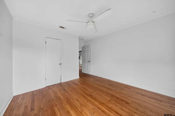 $1,325 | 1227 Augusta Avenue, Tyler, TX 75701