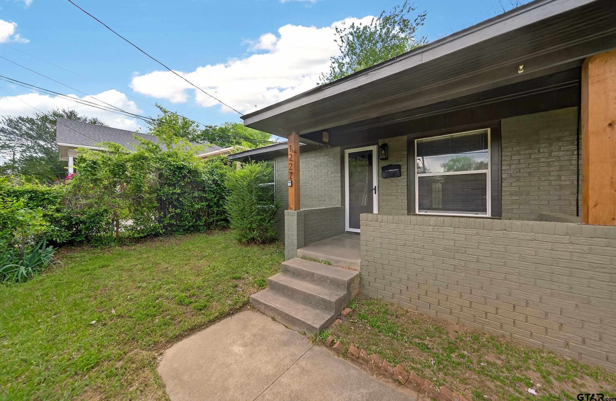 1227 Augusta Avenue Tyler, TX 75701 - Photo 3 of 29