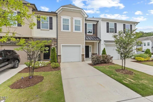 $275,000 | 702 Rdg Clf Lane, Zebulon, NC 27597
