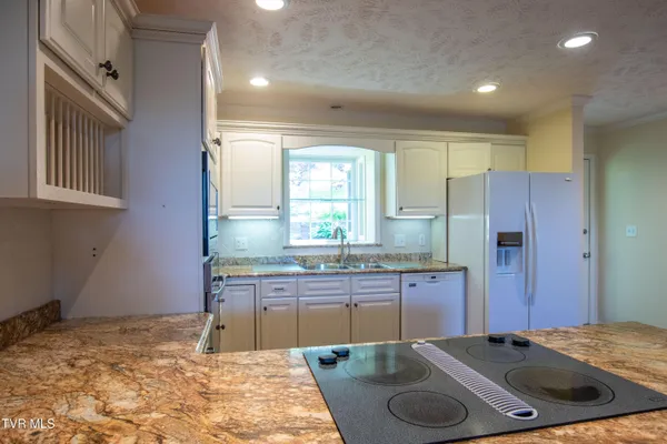 $394,500 | 16297 Greenevers Court, Abingdon, VA 24210