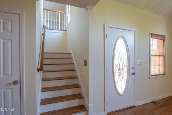 $394,500 | 16297 Greenevers Court, Abingdon, VA 24210