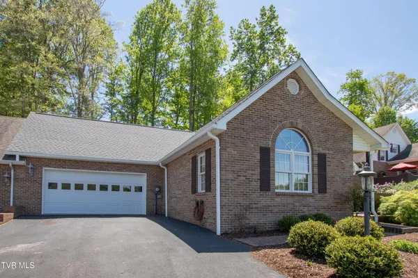 $394,500 | 16297 Greenevers Court, Abingdon, VA 24210