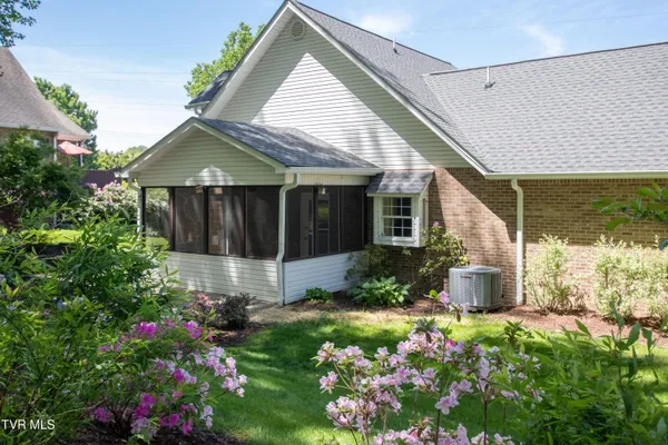 $394,500 | 16297 Greenevers Court, Abingdon, VA 24210