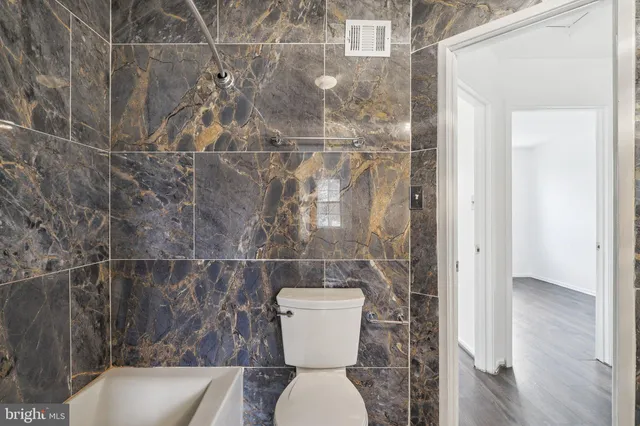 $450,000 | 8703 Village Green Court, Alexandria, VA 22309