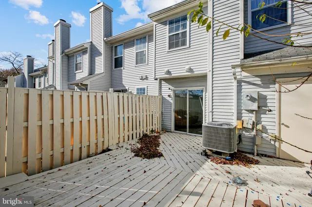 $450,000 | 8703 Village Green Court, Alexandria, VA 22309