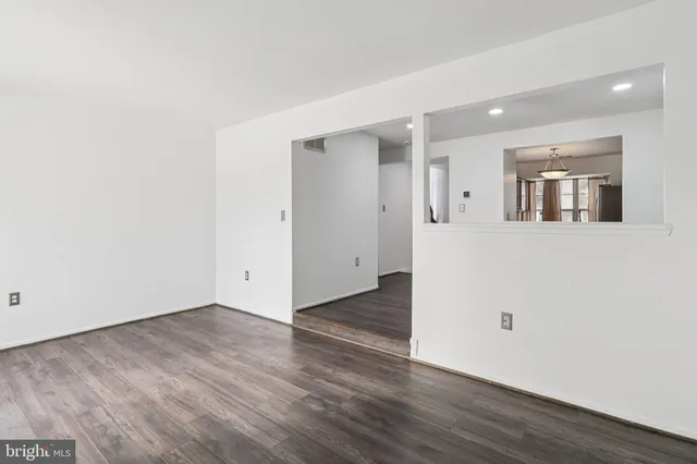 $450,000 | 8703 Village Green Court, Alexandria, VA 22309