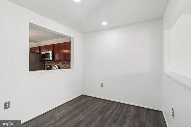 $450,000 | 8703 Village Green Court, Alexandria, VA 22309