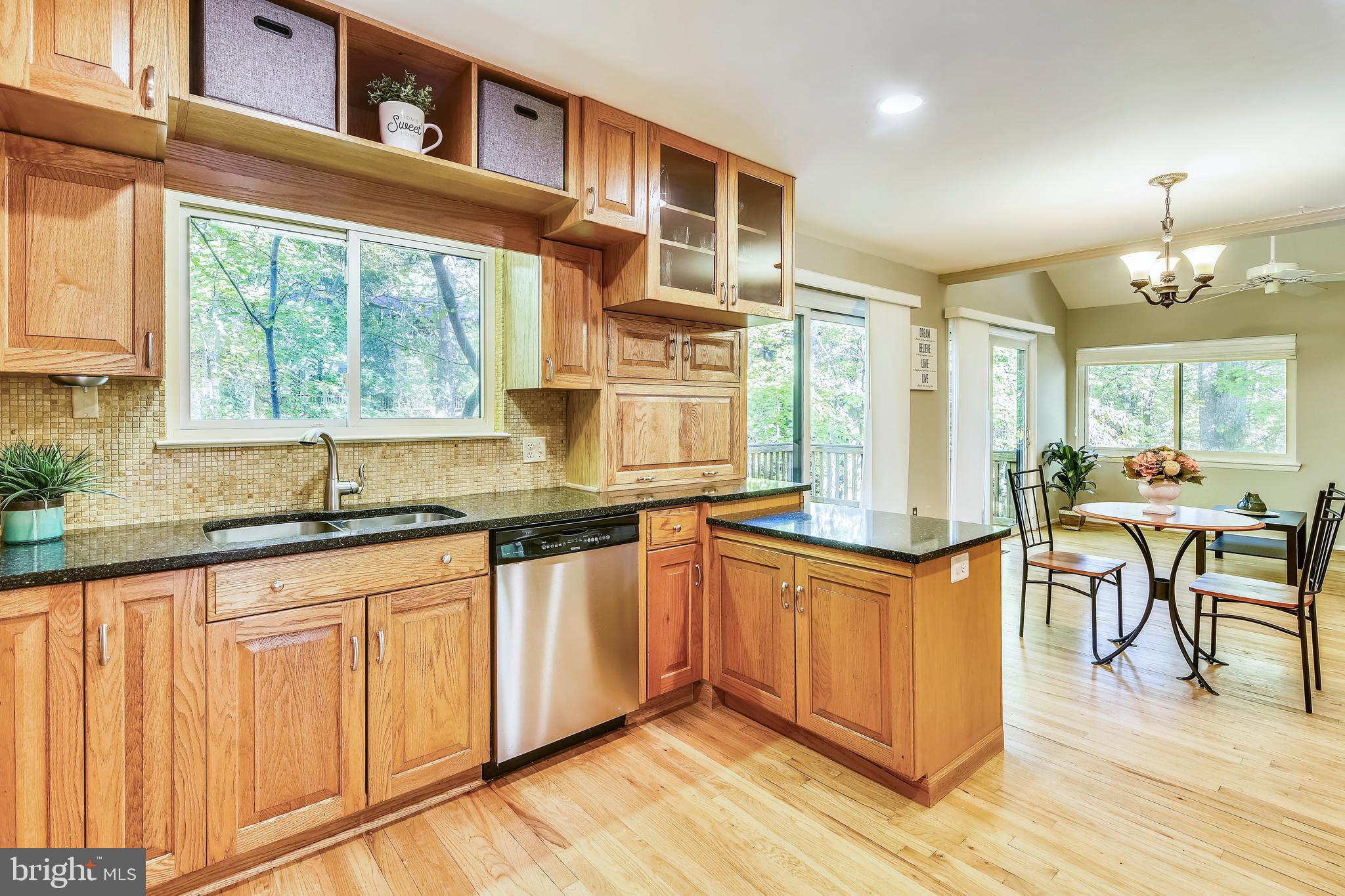 11966 Greywing Court Reston, VA 20191 - Photo 18 of 79 Kitchen