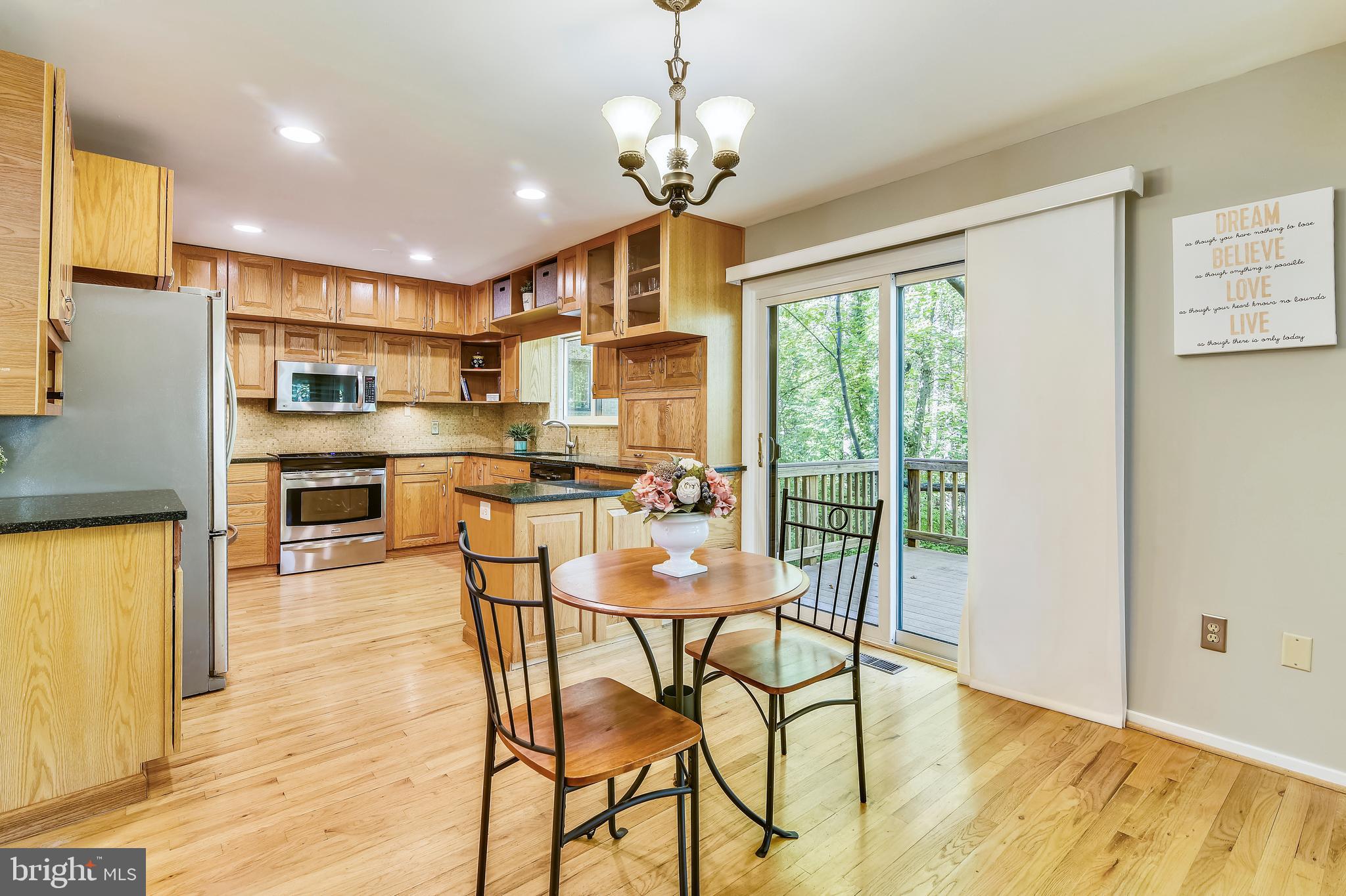 11966 Greywing Court Reston, VA 20191 - Photo 19 of 79 Off Kitchen eating area
