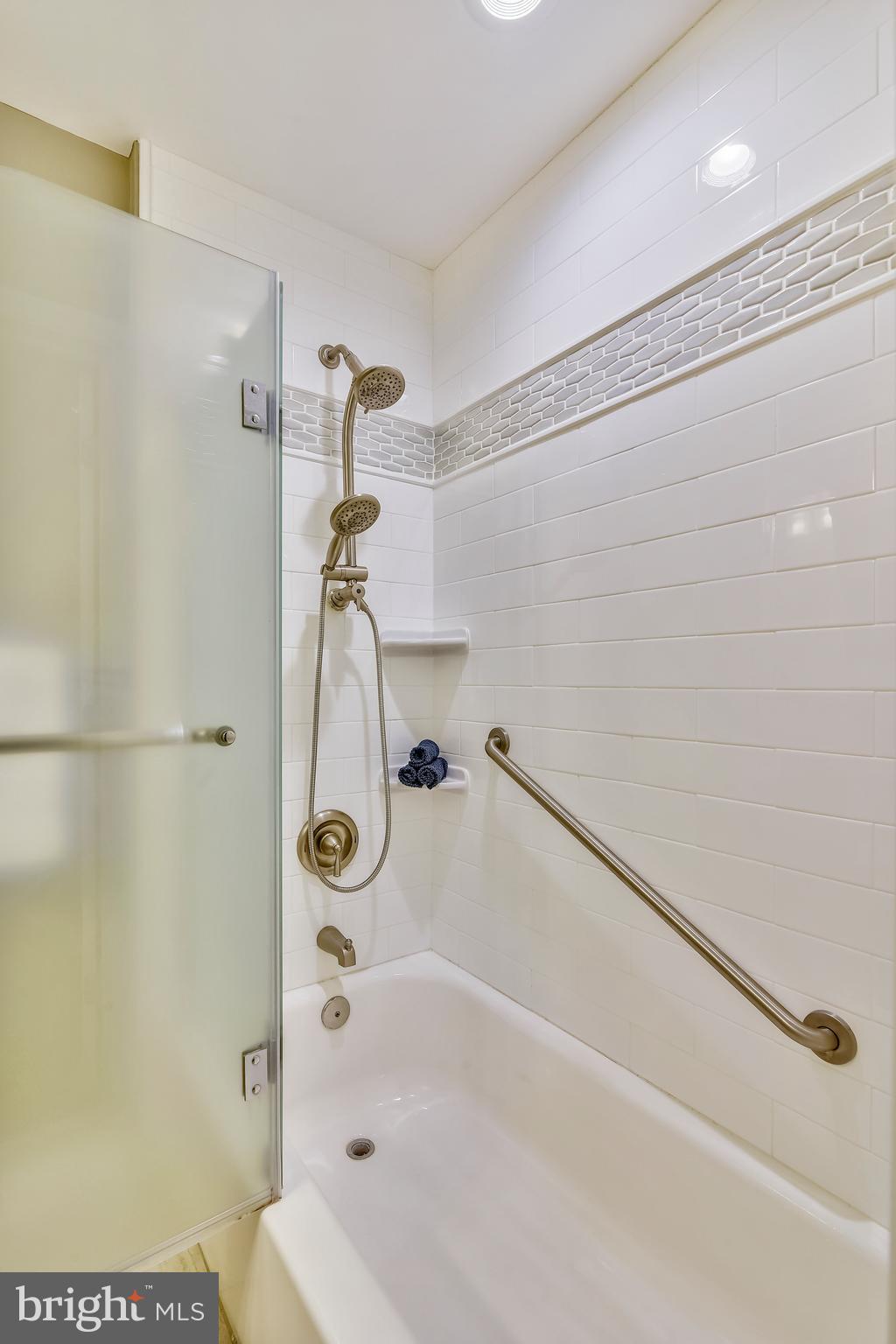 11966 Greywing Court Reston, VA 20191 - Photo 39 of 79 Master Bathroom