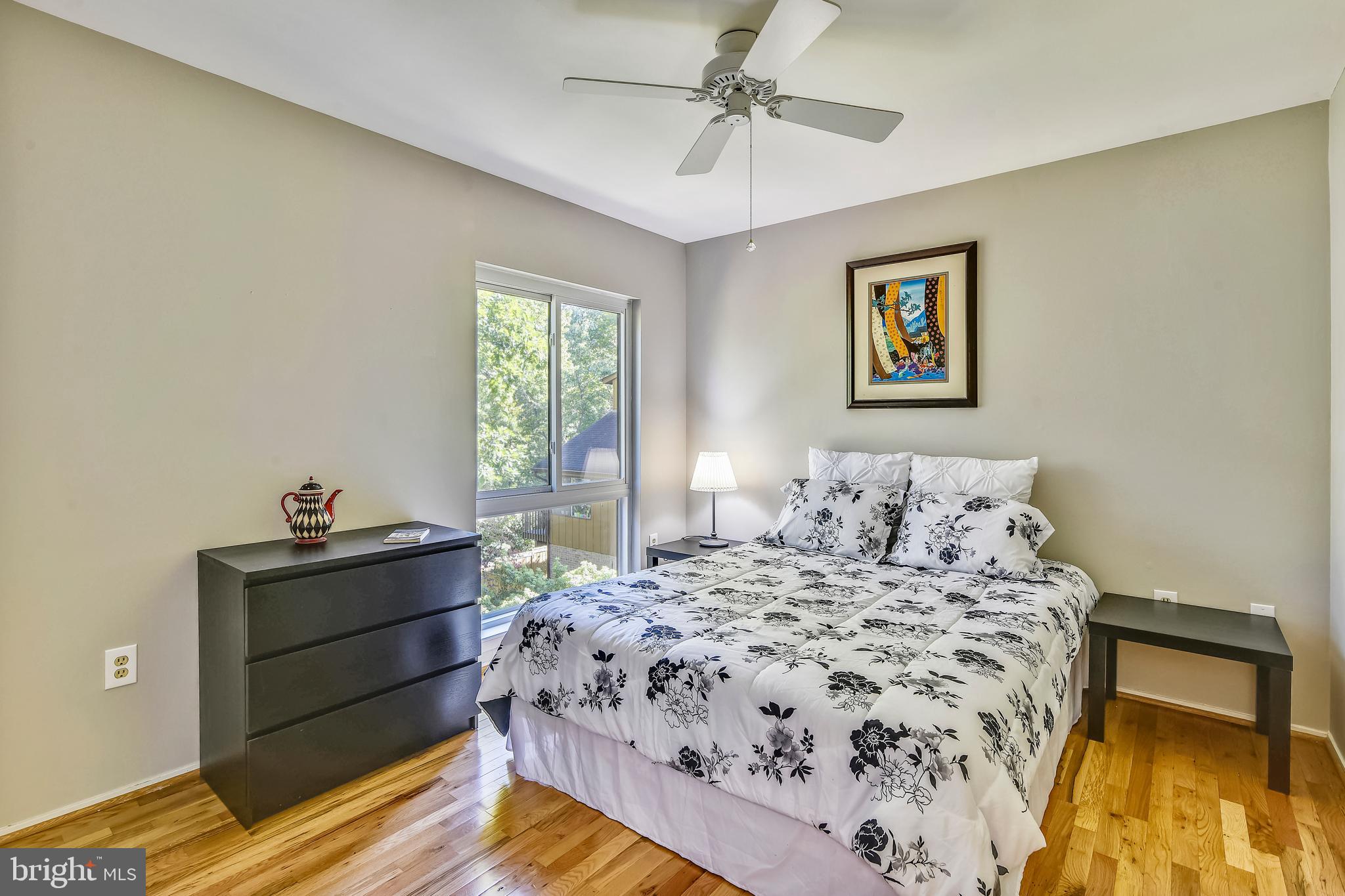 11966 Greywing Court Reston, VA 20191 - Photo 42 of 79 Upstairs Bedroom 1