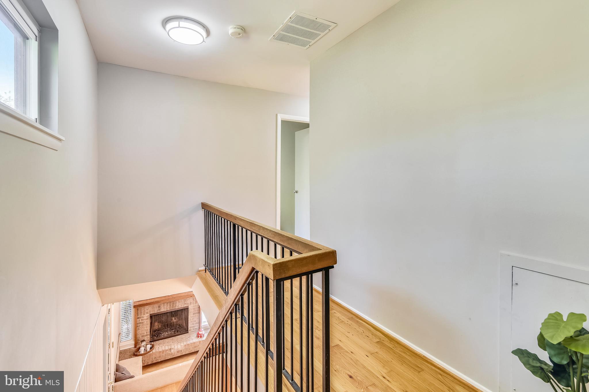 11966 Greywing Court Reston, VA 20191 - Photo 48 of 79 Hall