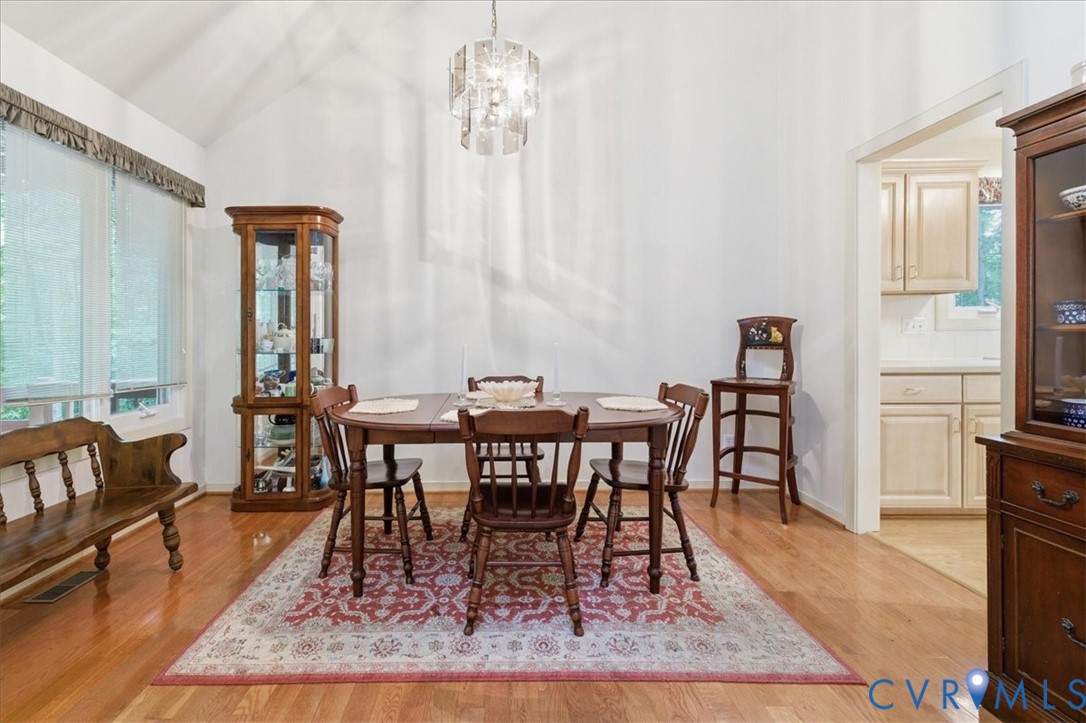 4099 Doe Run Road Hopewell, VA 23860 - Photo 10 of 36 Dining area