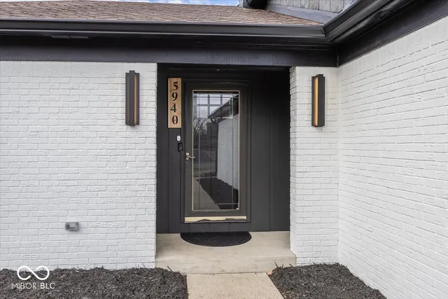 $469,000 | 5940 Cape Cod Court, Indianapolis, IN 46250