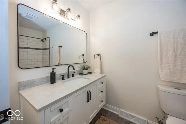 $469,000 | 5940 Cape Cod Court, Indianapolis, IN 46250