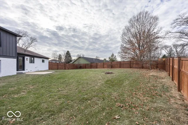 $469,000 | 5940 Cape Cod Court, Indianapolis, IN 46250