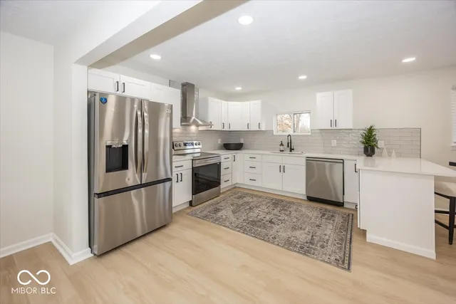 $469,000 | 5940 Cape Cod Court, Indianapolis, IN 46250